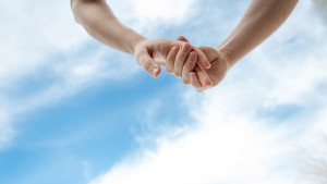 Picture of a couple holding hands (image credit Ed Gregory via Stokpic)